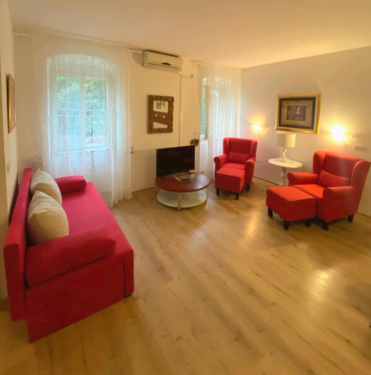 Apartment Lara ดูบรอฟนิก ภายนอก รูปภาพ