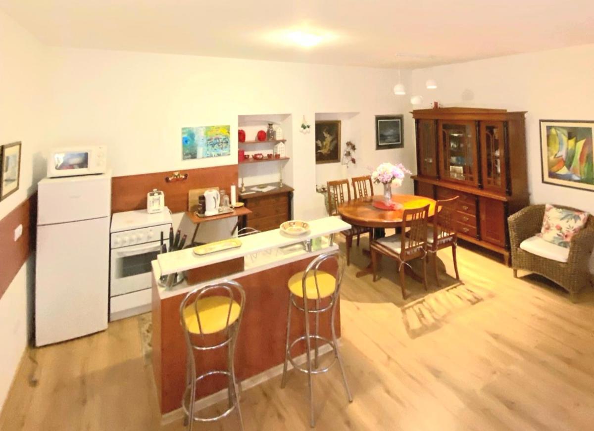 Apartment Lara ดูบรอฟนิก ภายนอก รูปภาพ